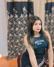 Shemale-Salina01-8566950 